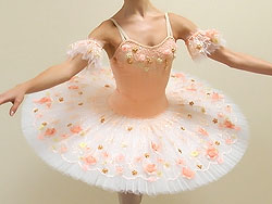 www.ballet-fashion.eu